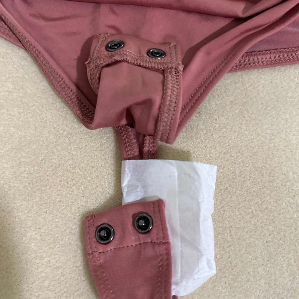 Express Ruched Satin Bodysuit - Picture 4 of 8